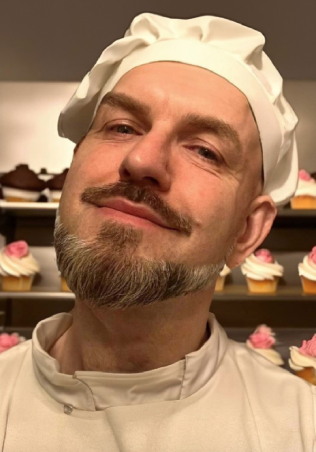 Meet Walt, the bakery baker