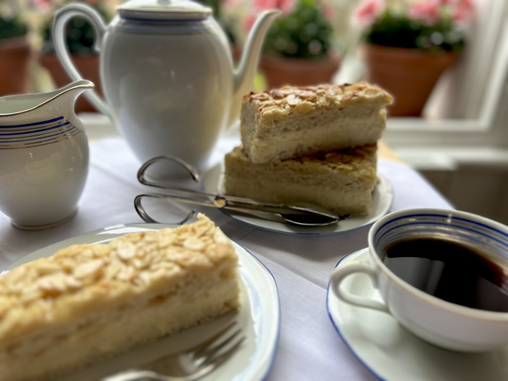 Walt's Bee Sting Cake